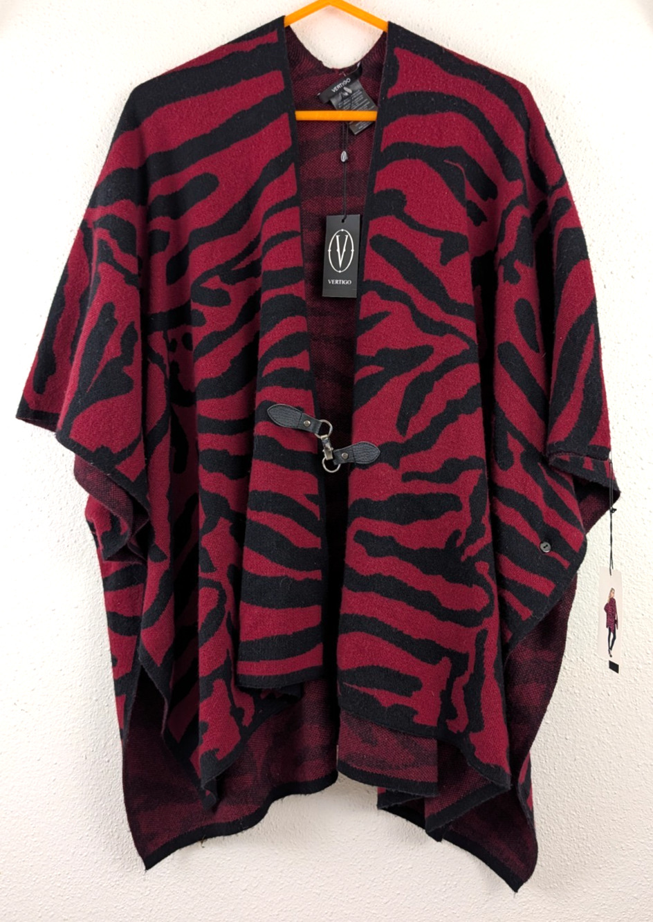 New Vertigo sz L/XL Poncho or Cape Open Sweater cardigan animal print 0019